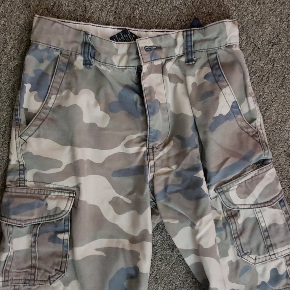 Camo cargo shorts